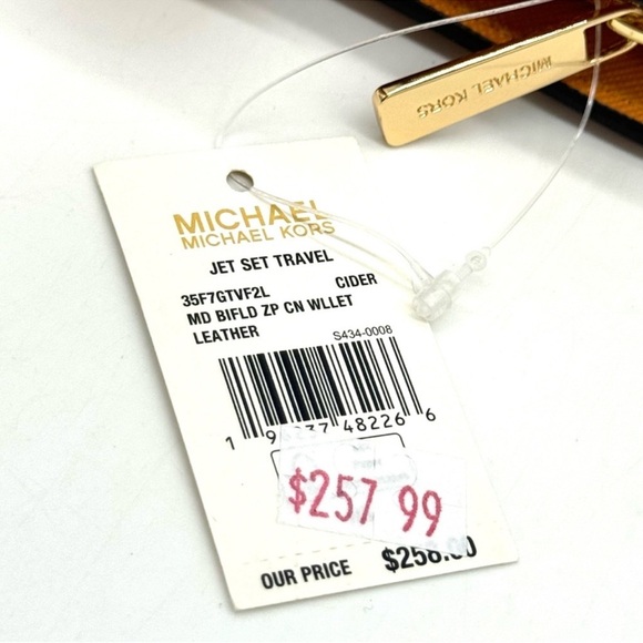 Michael Kors Medium Bifold Zip Chain Wallet Cider - Picture 9 of 9